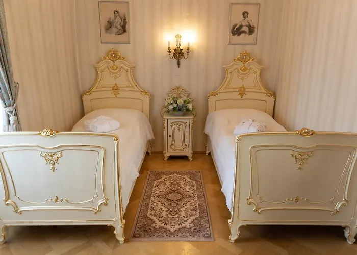 Zamek Stirin Hotel Velke Popovice