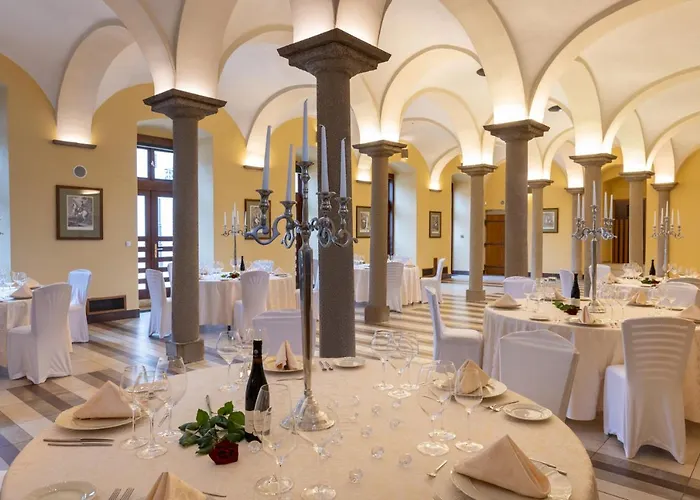 Hotel Zamek Stirin Velke Popovice